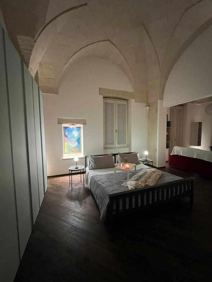 Al Centro Exclusive Apartment Brindisi Bagian luar foto