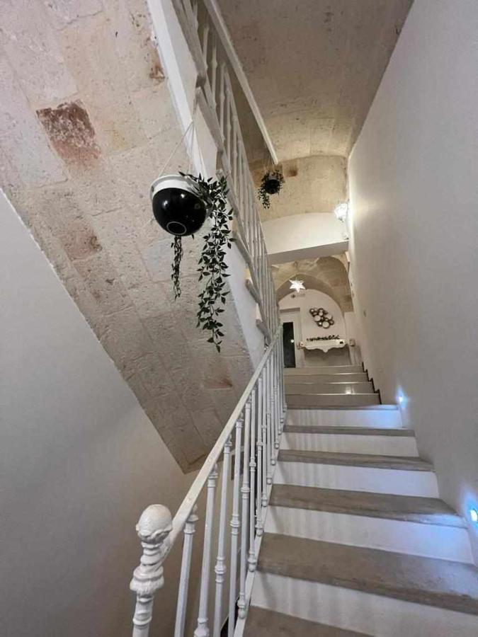 Al Centro Exclusive Apartment Brindisi Bagian luar foto